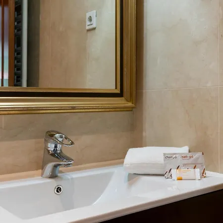 Apartament Zubia By People