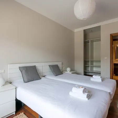 Zubia By People Apartament *